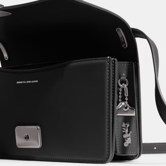 New! Bandit Shoulder Bag in Silver/Black - Picture 9 of 10